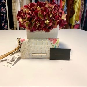 Salinger Debra Wristlet